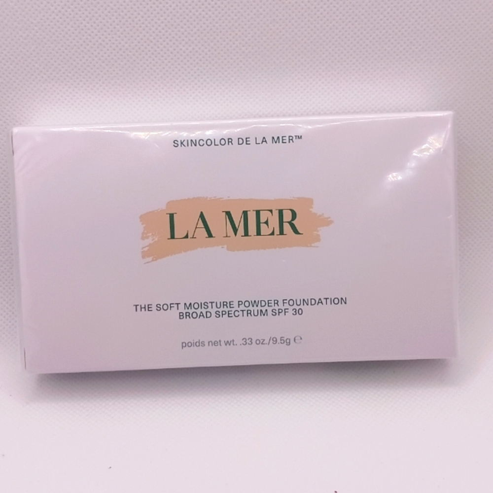 La Mer Soft Moisture Powder Foundation
